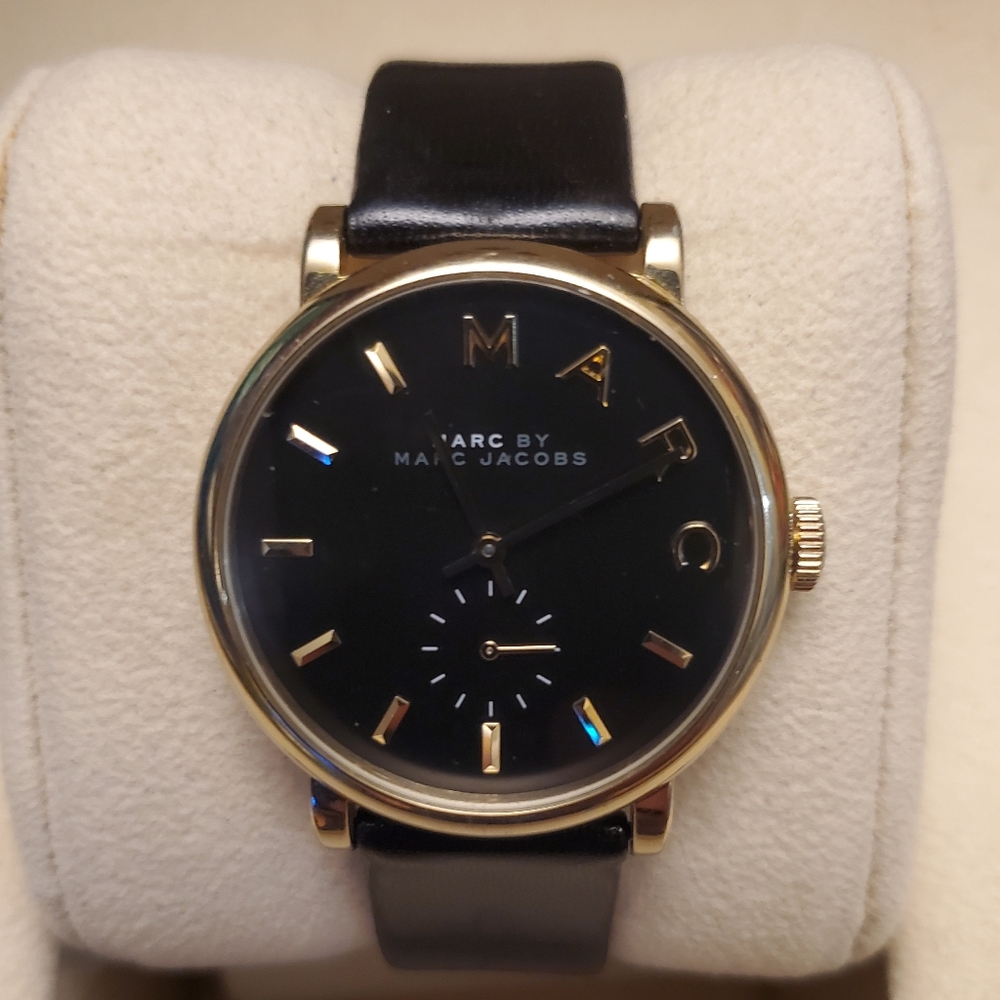 Marc Jacobs Unisex Black And Gold Wristwatch